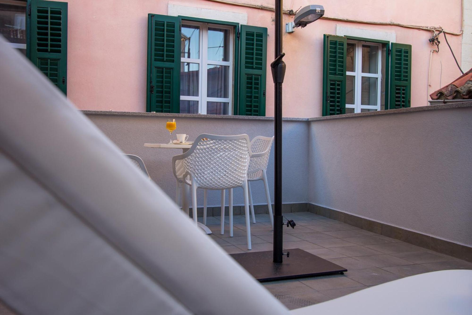 Lux Apartment Arija Split Exterior photo
